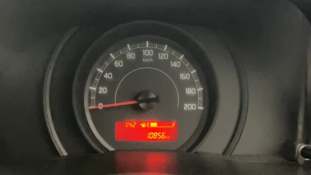 Maruti swift lxi magma grey 2023 for sale